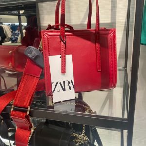 Bolsas da Zara