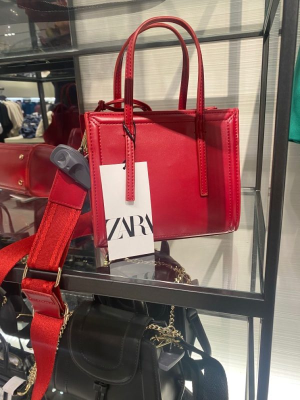 Bolsas da Zara